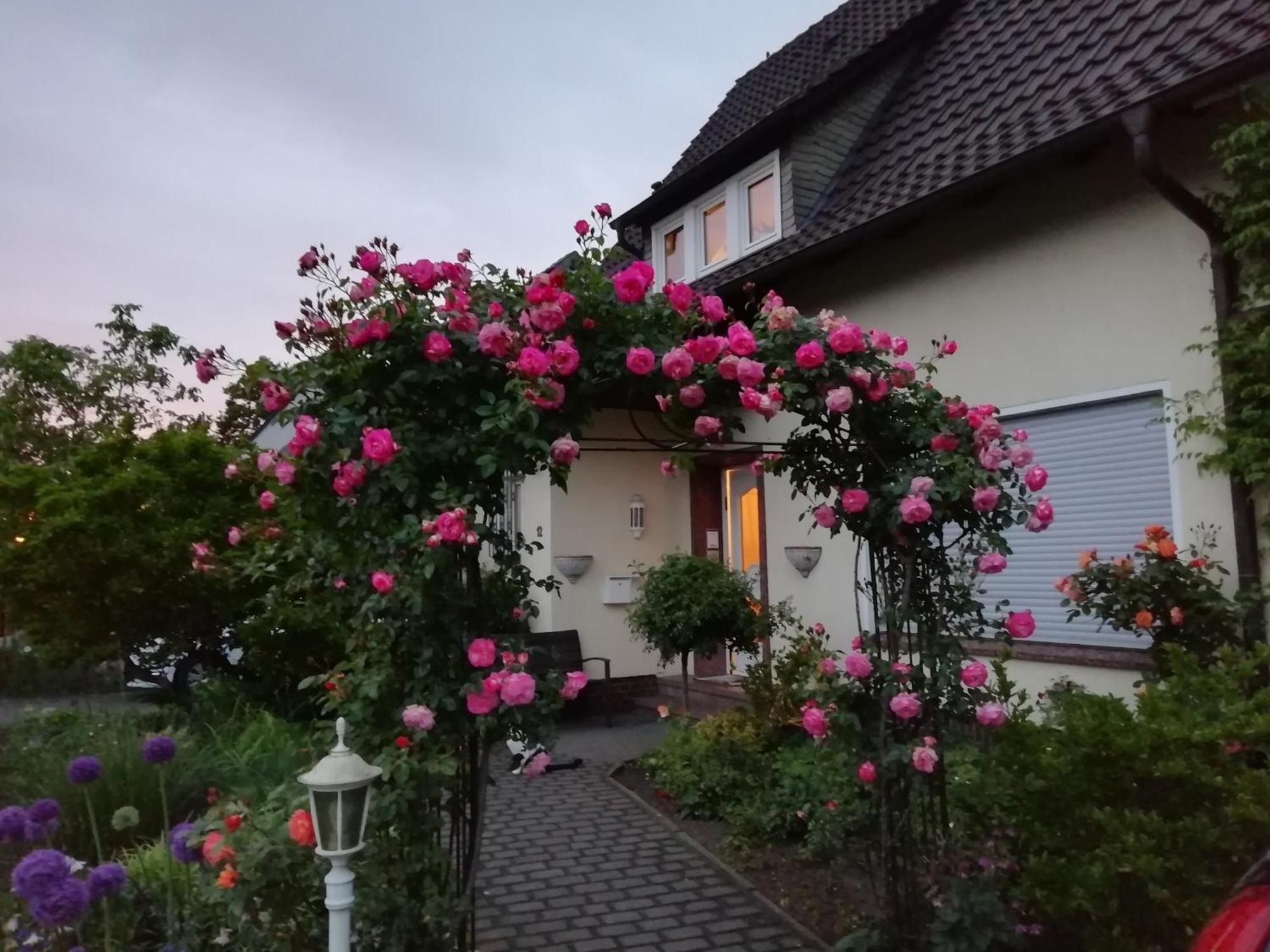 Willy Und Gudrun Apartment Rheda-Wiedenbrueck Exterior photo